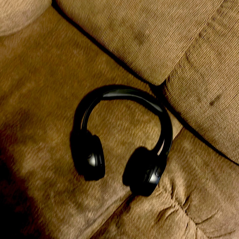 Skull candy headphone works perfectly fine